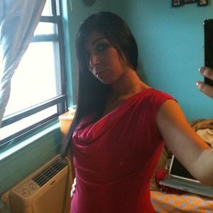 Meet your Posher, Looly